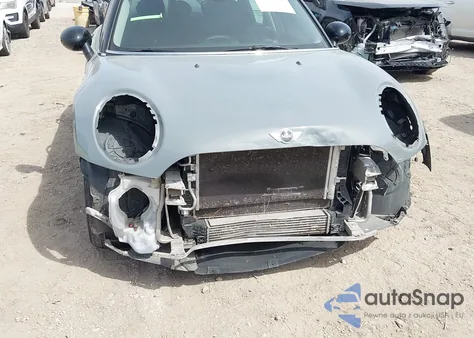 2018 Mini Clubman Cooper z USA, uszkodzony, nr VIN WMWLU1C56J2F29294